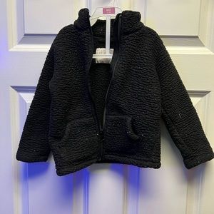 The children’s place Jacket size 2T good condition